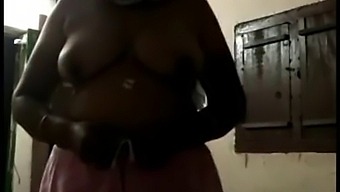 A Married Woman From Bihar Captures Nude Images On Her Phone