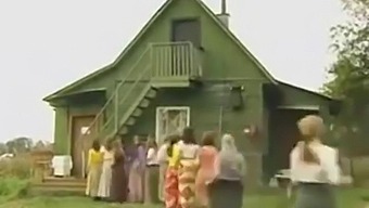 Cinta Rusia Vintage: Romansa Klasik