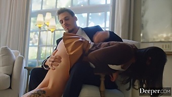 Pornostar Gal, Vahşi Bir Sikiş Seansında Götünü Siktiriyor Ve Boğazını Siktiriyor