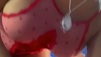Luna Bella, Varlıklı Bir Bireyle Cinsel Aktiviteye Giriyor