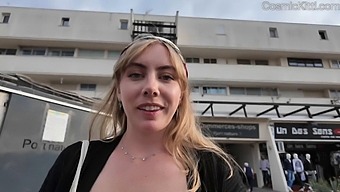 Naked City: 60fps Video Of A Woman Pleasuring Herself Outdoors
